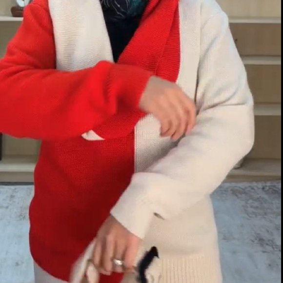 Gucci NWT Color block Sweater Red / Cream great gift comes with tags COA - Picture 7 of 8